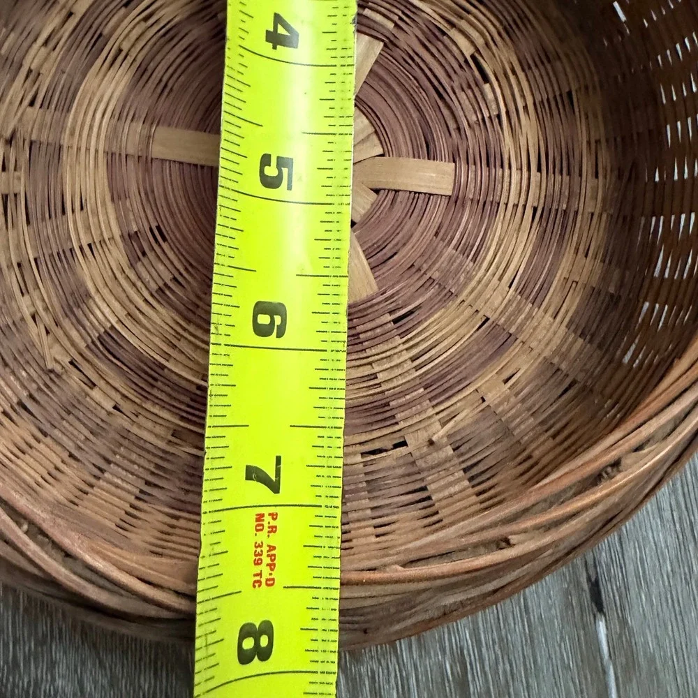Vintage Handwoven Round Wicker Basket with Lid Brown‎ Tan Boho Storage 8 Inch